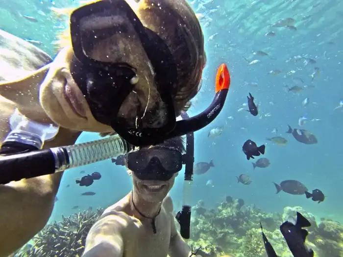 jay and jesse longden underwater